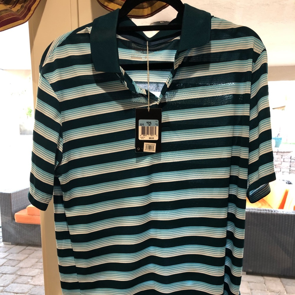 Men’s Nike golf shirt